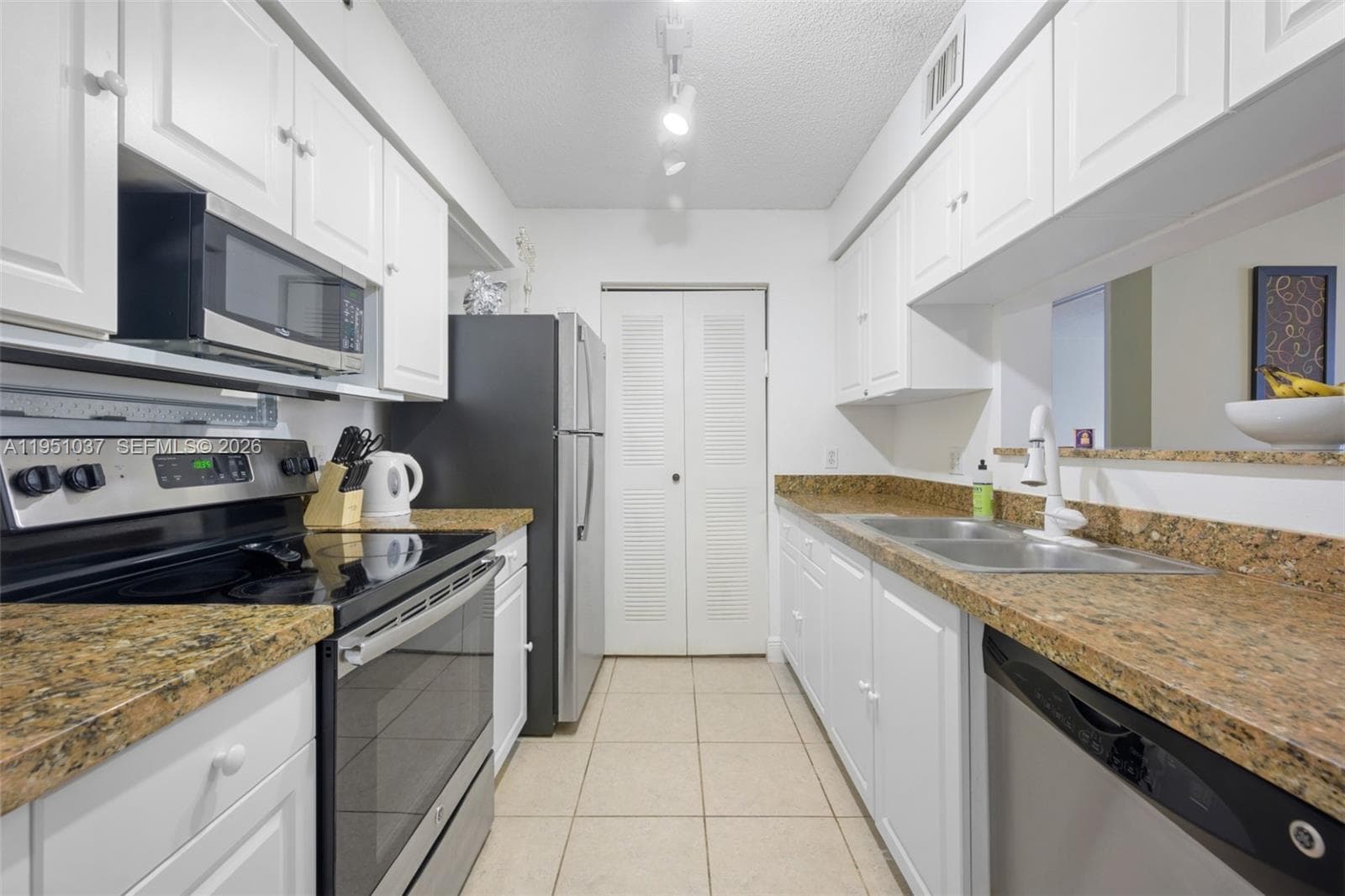 19555 E Country Club Dr # 8303, Aventura FL 33180 — 9