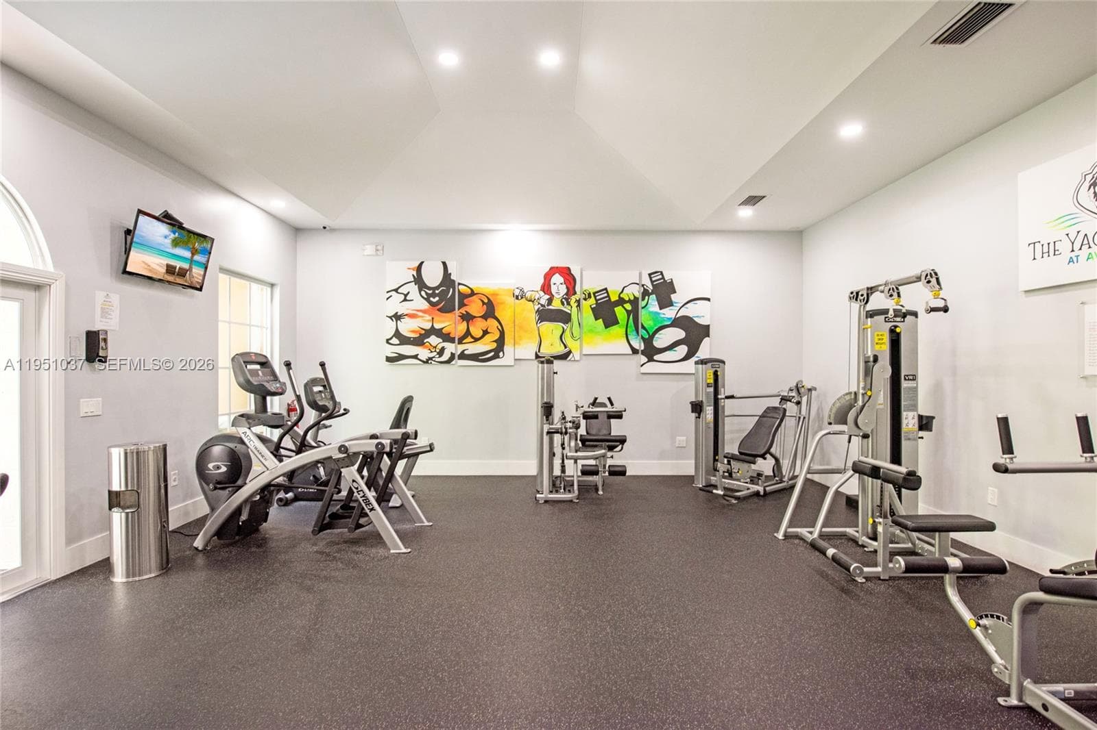 19555 E Country Club Dr # 8303, Aventura FL 33180 — 33