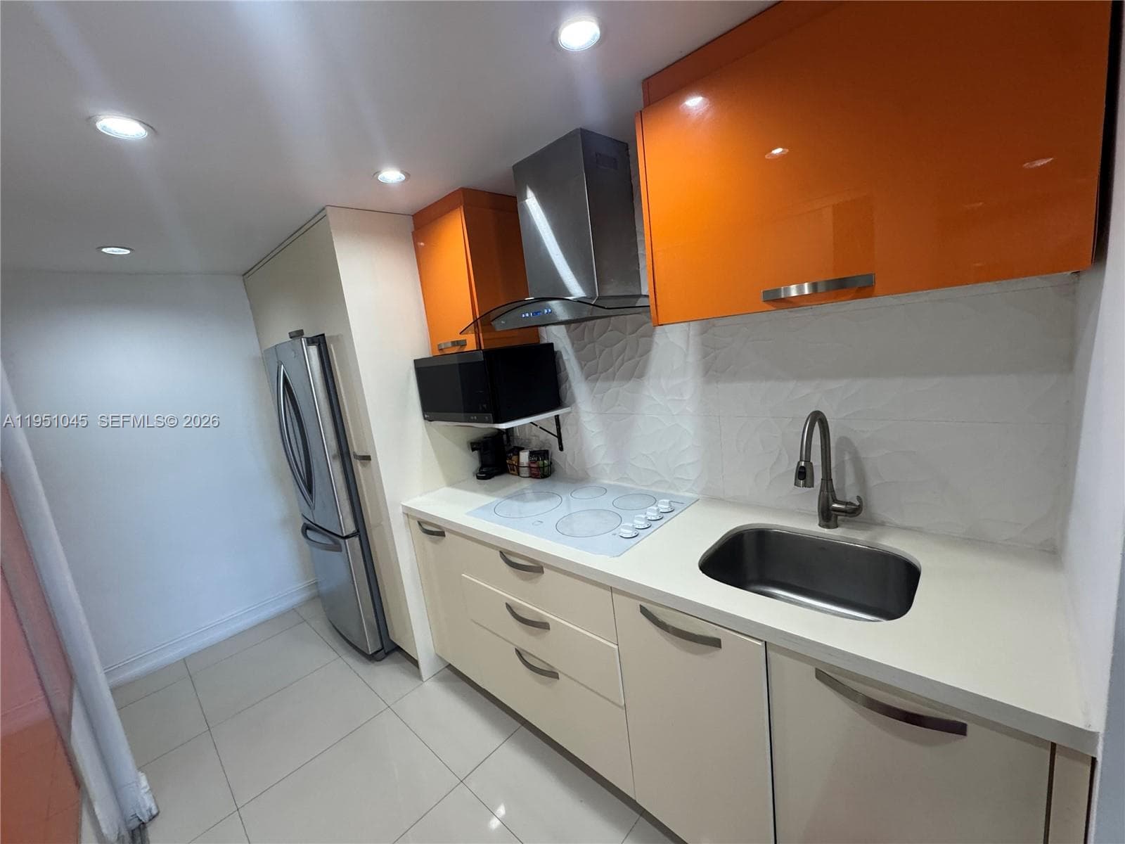19201 Collins Ave # 1130, Sunny Isles Beach FL 33160 — 3