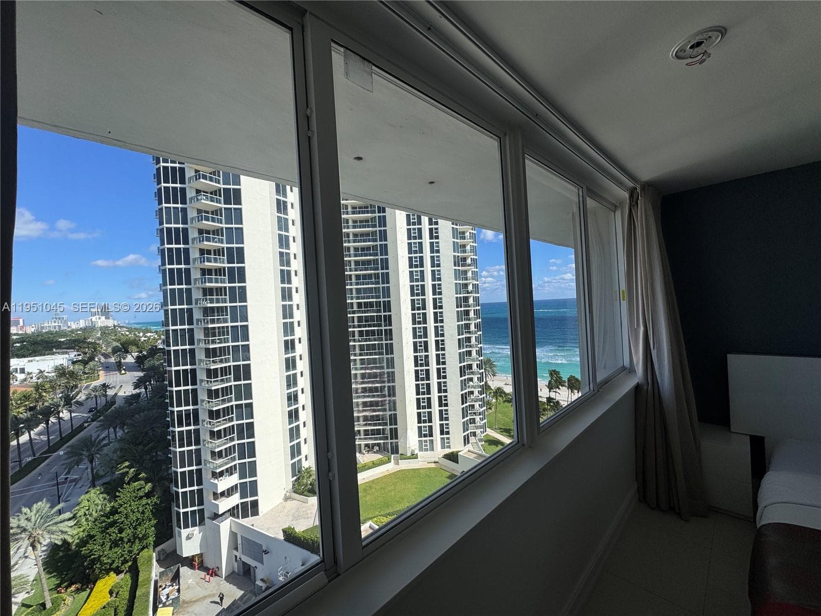 19201 Collins Ave # 1130, Sunny Isles Beach FL 33160 — 1