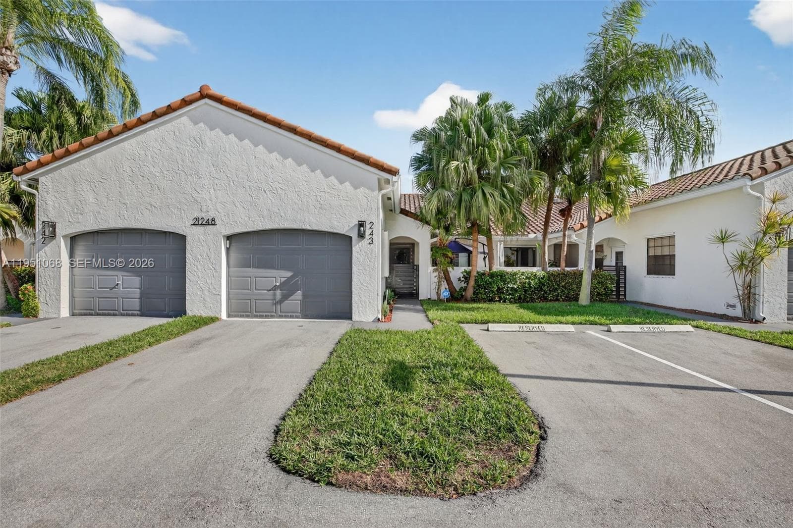 21248 Harbor Way # 24, Aventura FL 33180 — 2