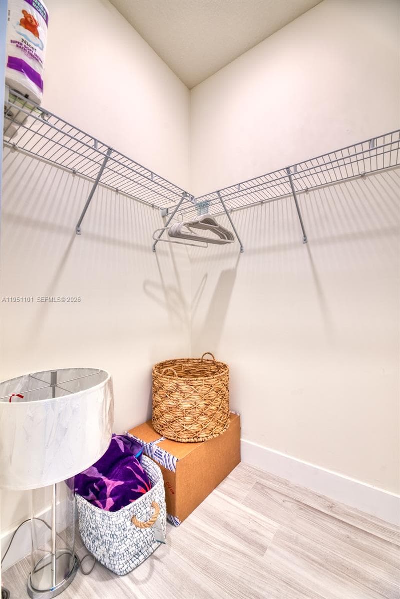 7831 NW 104th Ave # 23, Doral FL 33178 — 25