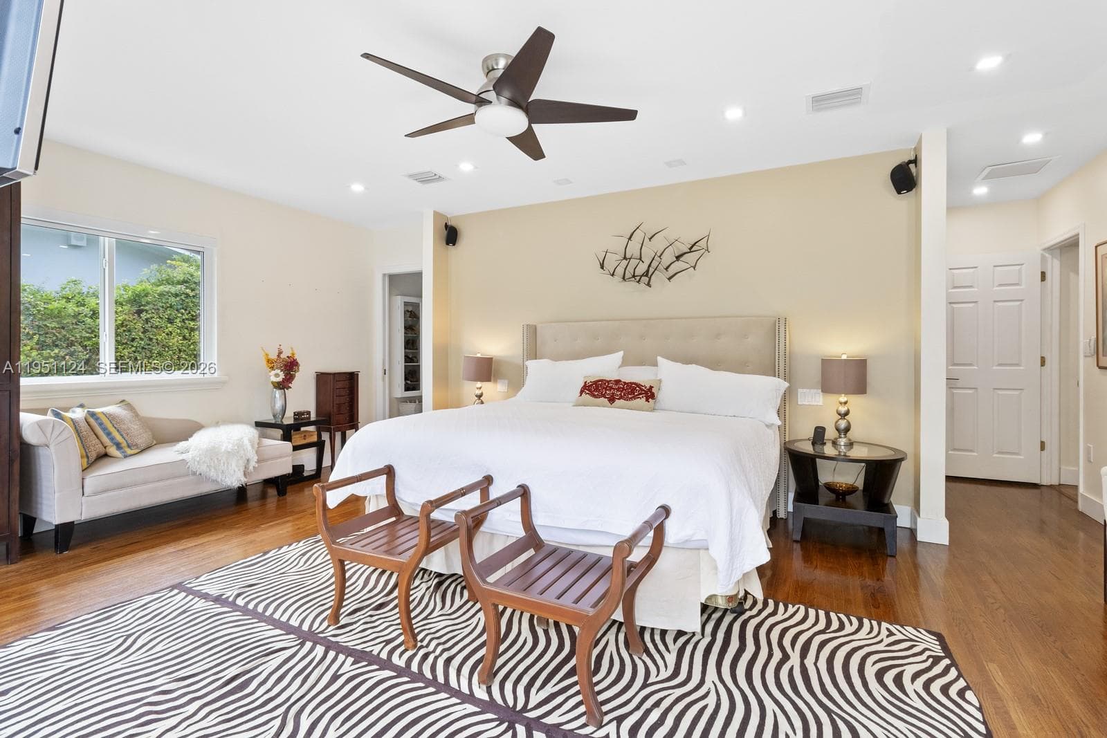 5601 Maggiore St, Coral Gables FL 33146 — 12