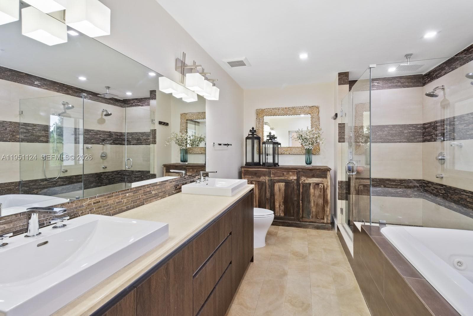 5601 Maggiore St, Coral Gables FL 33146 — 14