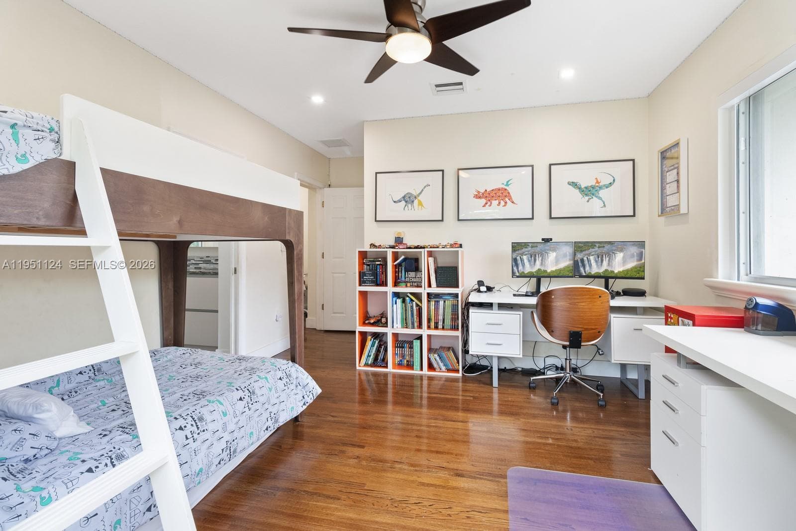 5601 Maggiore St, Coral Gables FL 33146 — 19