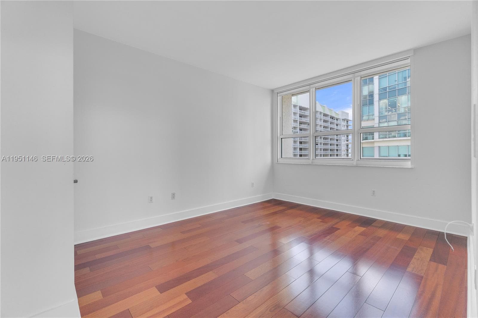 1155 Brickell Bay Dr, Miami FL 33131 — 22