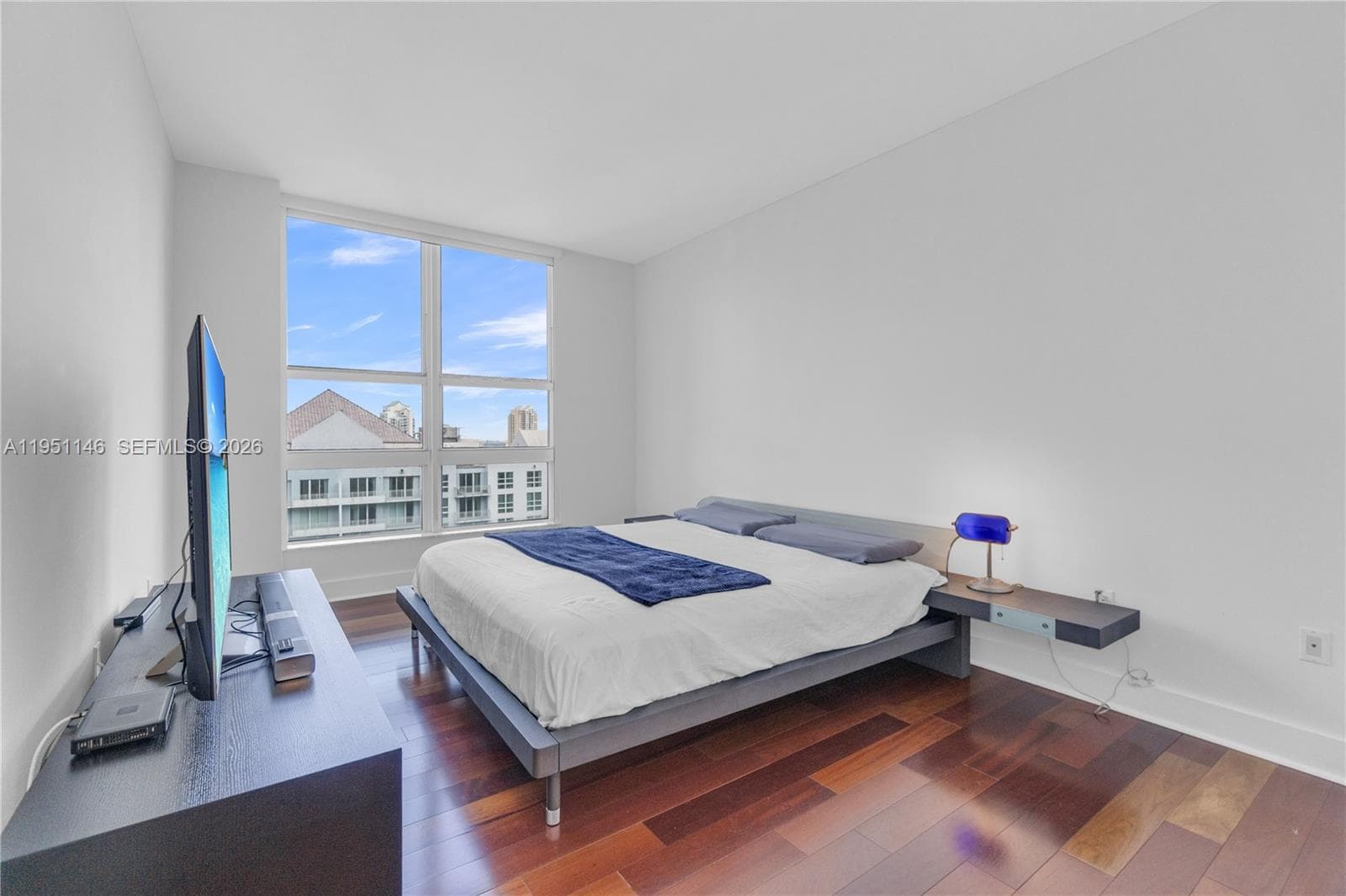 1155 Brickell Bay Dr, Miami FL 33131 — 31
