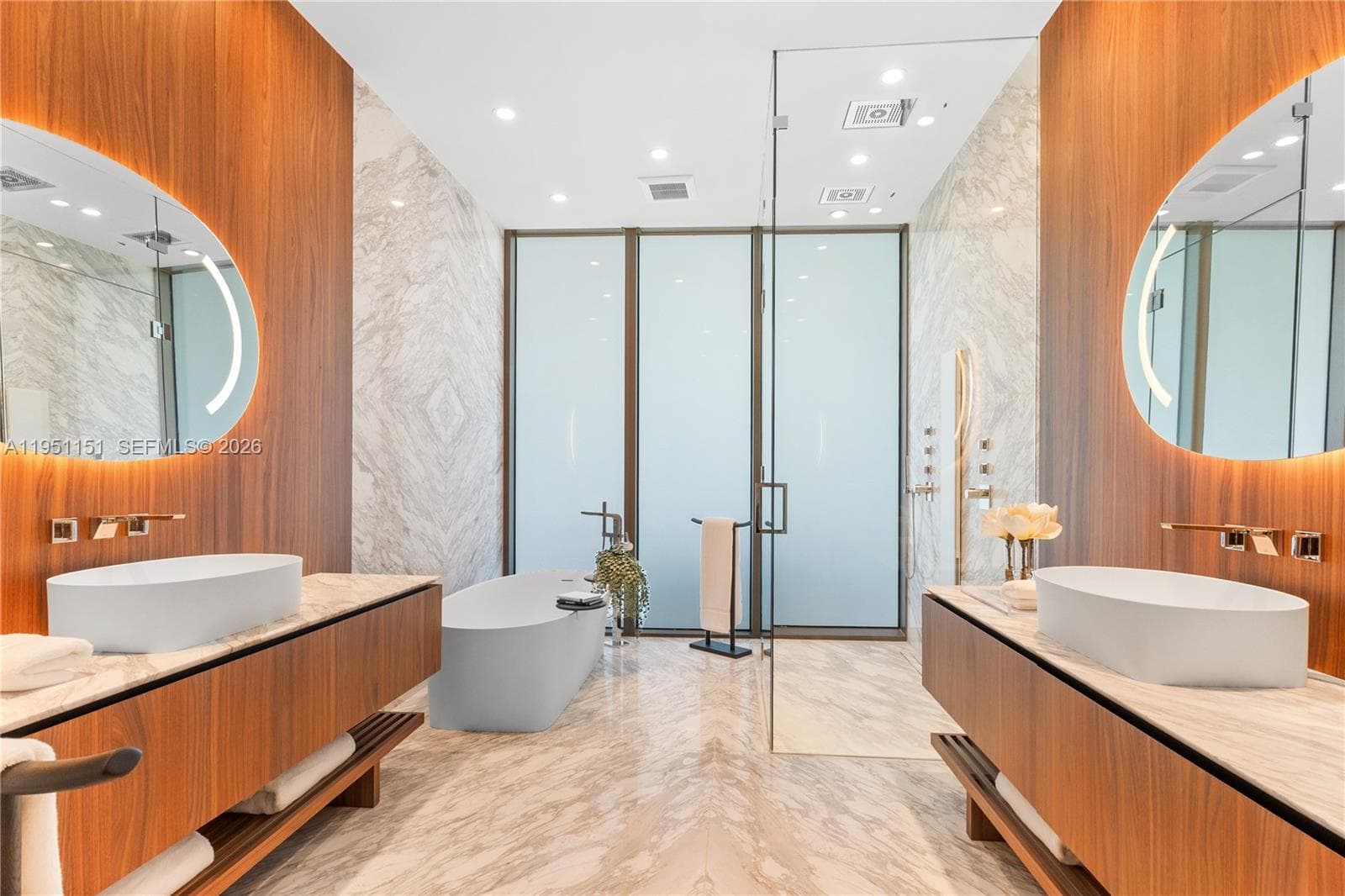 5 Grove Isle # S301, Coconut Grove FL 33133 — 33