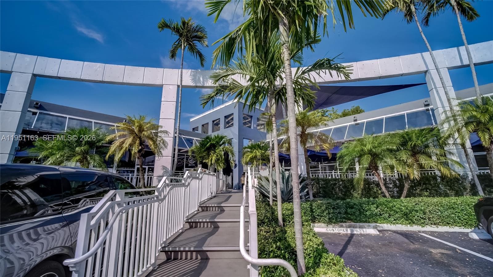 260 Crandon Blvd # E18, Key Biscayne FL 33149 — 1
