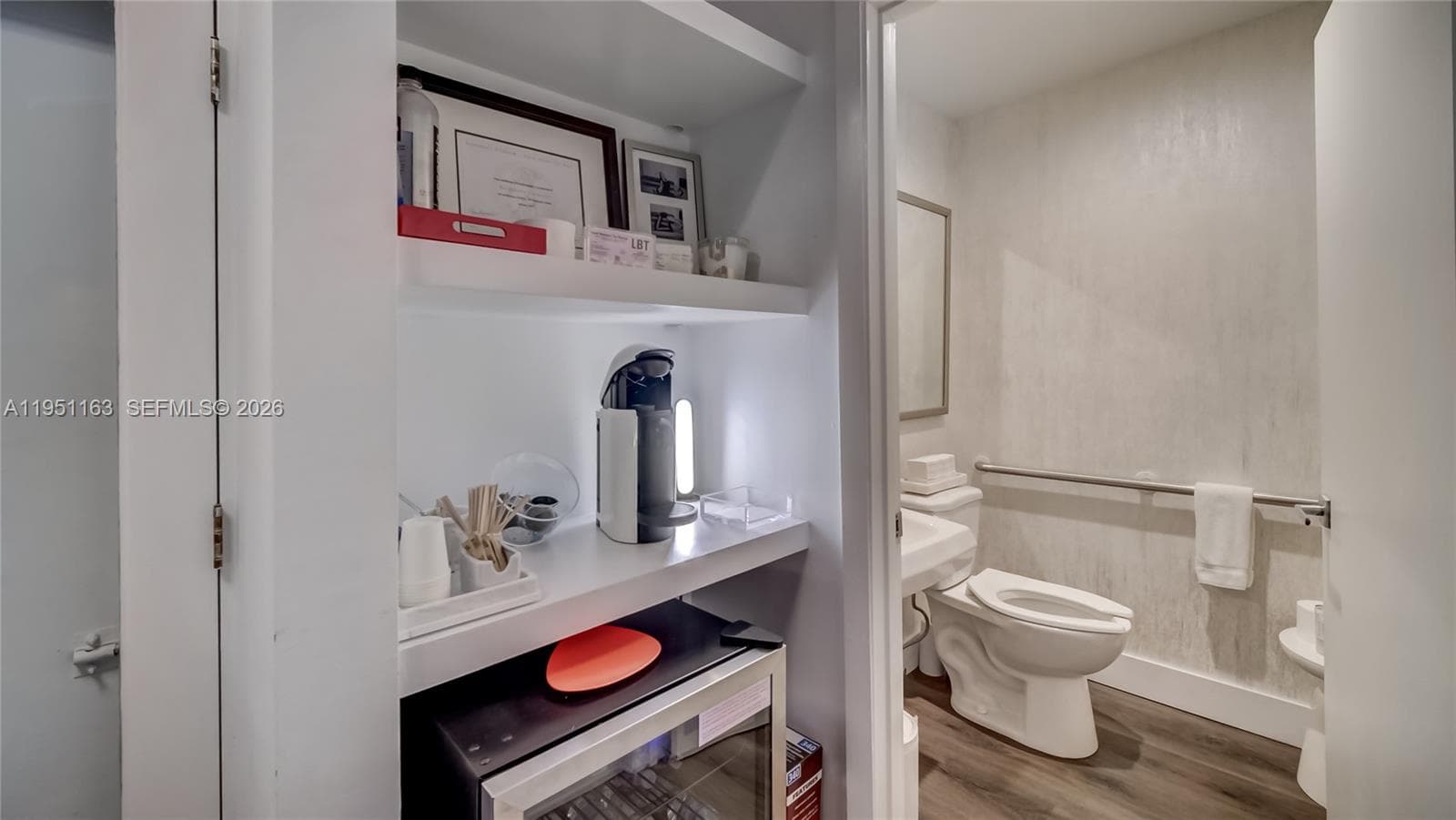 260 Crandon Blvd # E18, Key Biscayne FL 33149 — 15