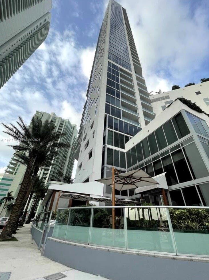 1300 Brickell Bay Dr # 2405, Miami FL 33131 — 14