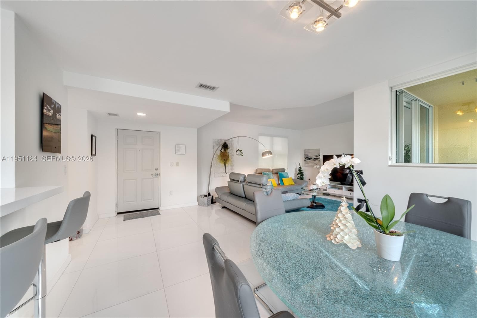 90 Alton Rd # 1, Miami Beach FL 33139 — 6