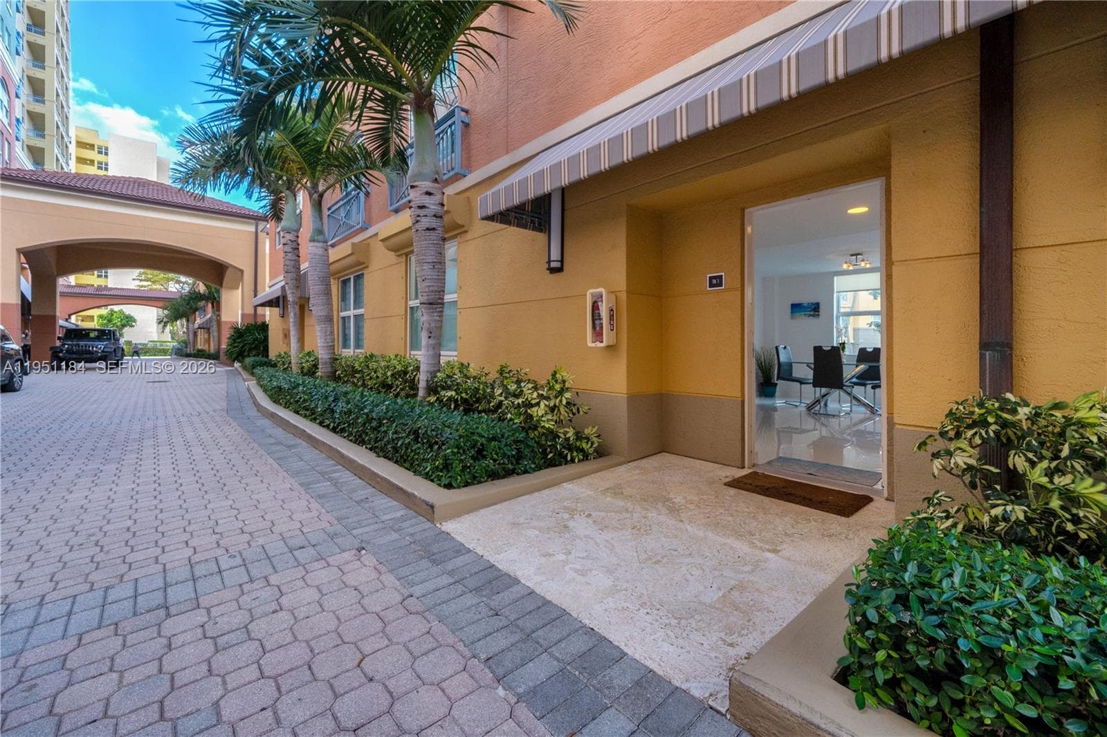 90 Alton Rd # 1, Miami Beach FL 33139 — 24
