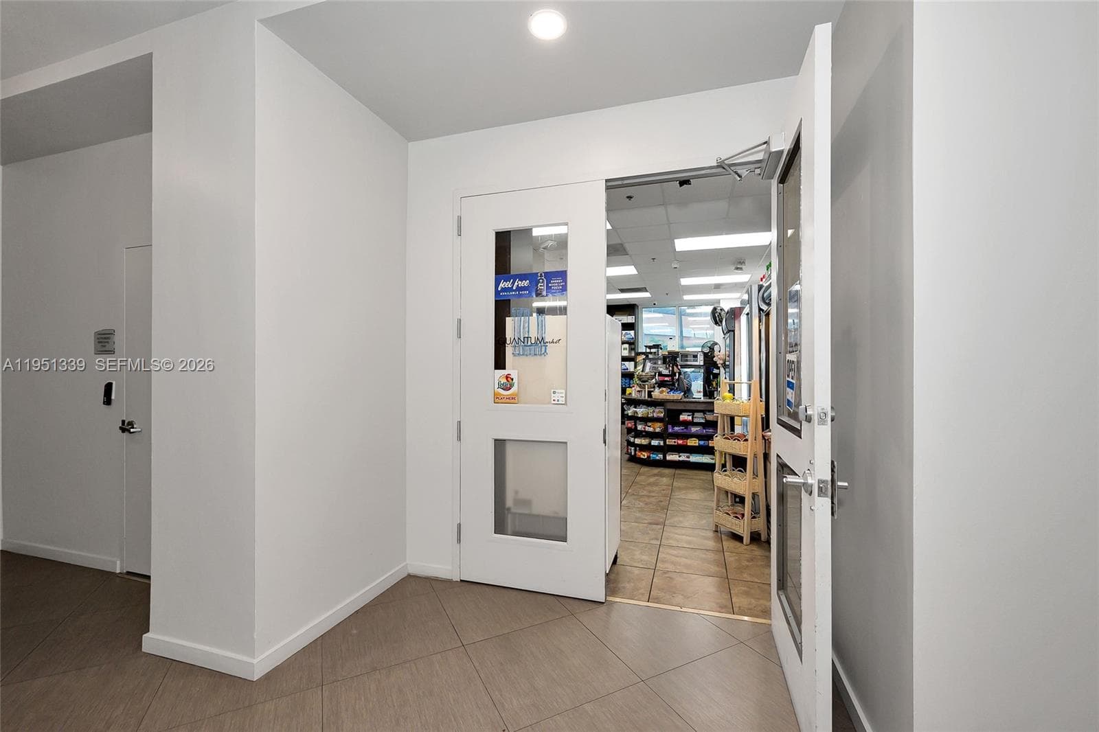 1900 N BAYSHORE DR, Miami FL 33132 — 15