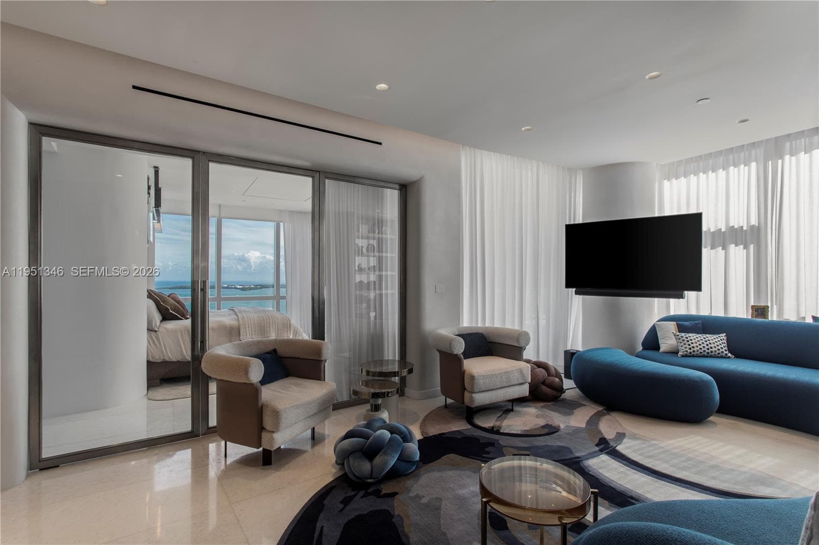 851 NE 1st Ave # 3411, Miami FL 33132 — 56