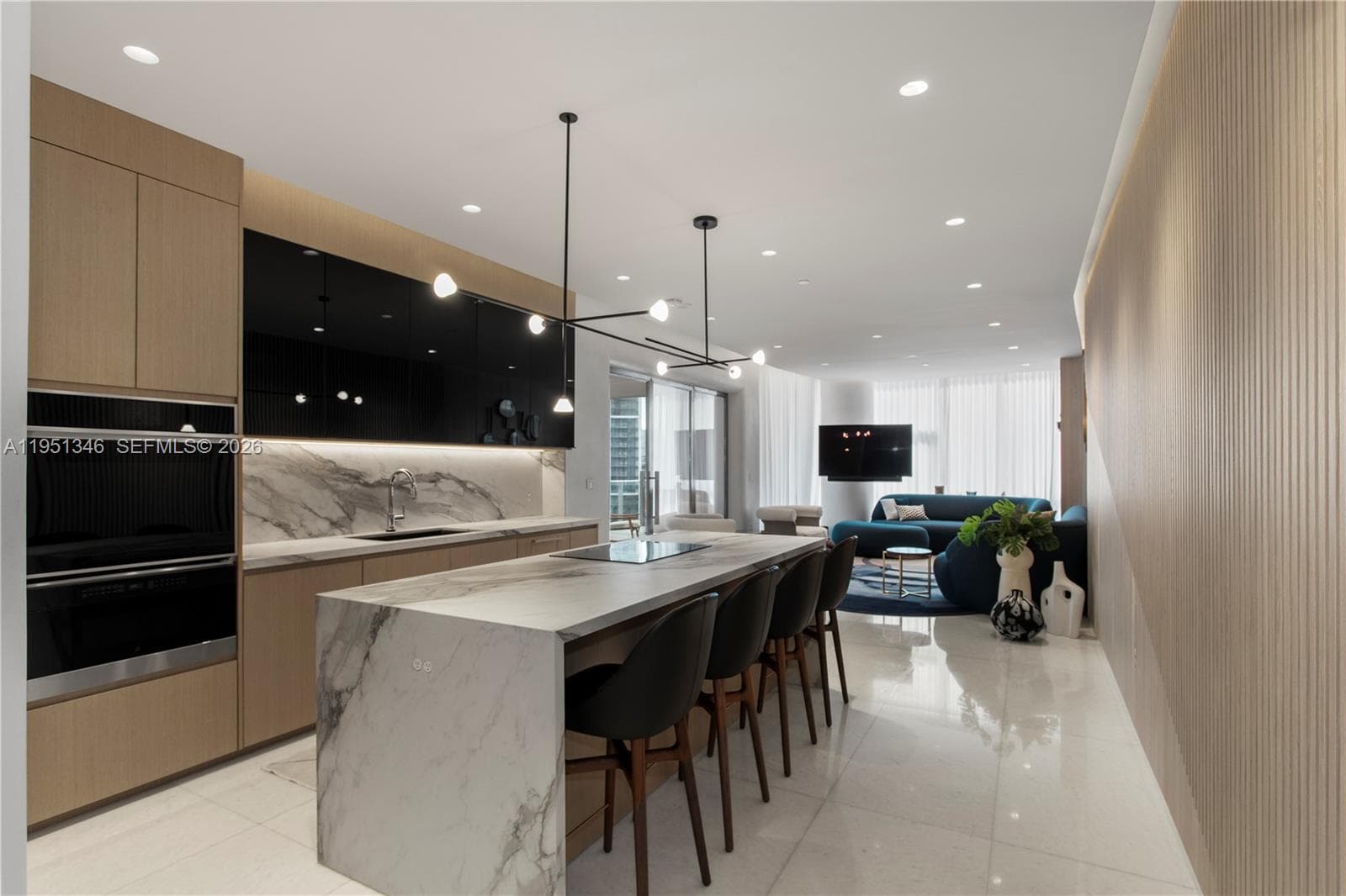 851 NE 1st Ave # 3411, Miami FL 33132 — 69