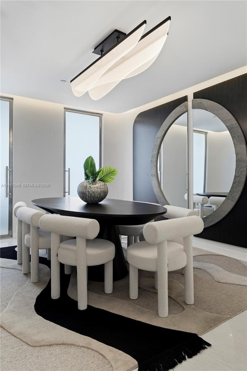 851 NE 1st Ave # 3411, Miami FL 33132 — 45