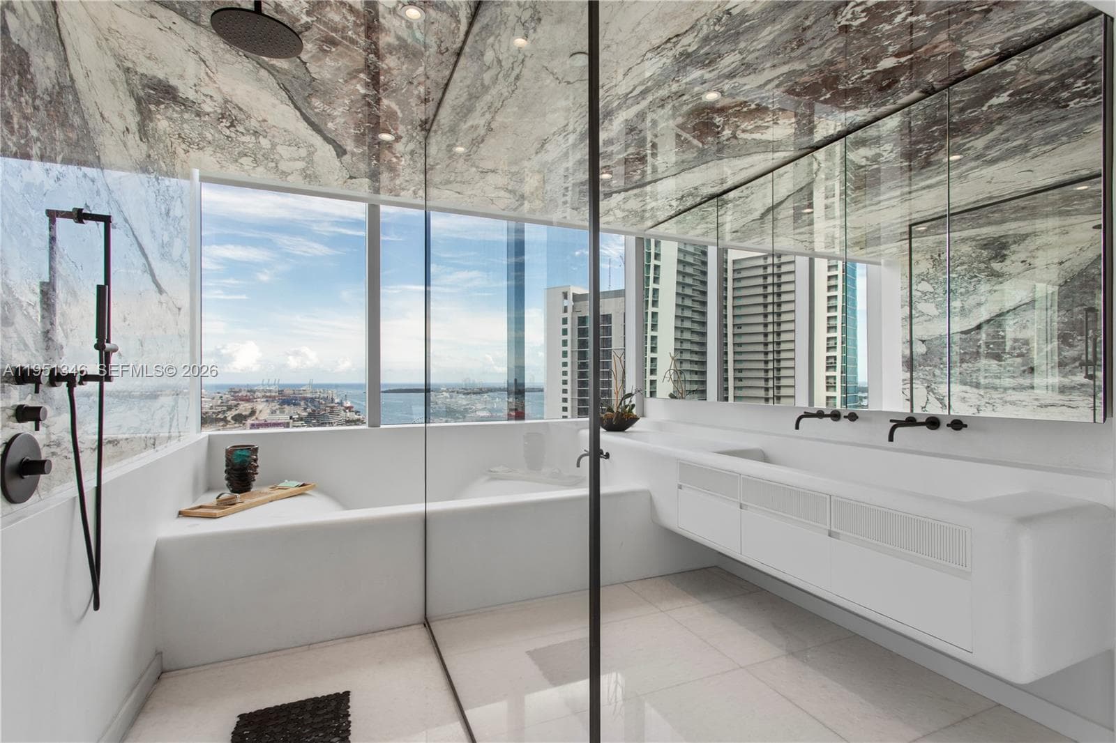 851 NE 1st Ave # 3411, Miami FL 33132 — 64