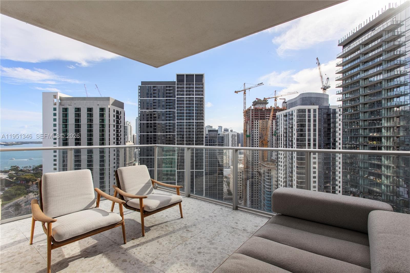 851 NE 1st Ave # 3411, Miami FL 33132 — 29