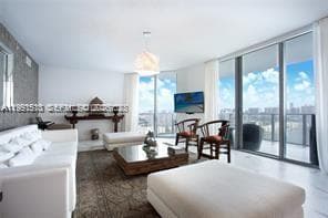 17301 Biscayne Blvd # 2310, North Miami Beach FL 33160 — 3