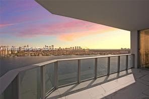 17301 Biscayne Blvd # 2310, North Miami Beach FL 33160 — 1
