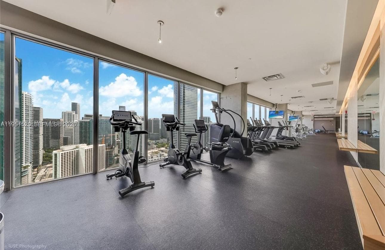 151 SE 1st St # 1706, Miami FL 33131 — 12