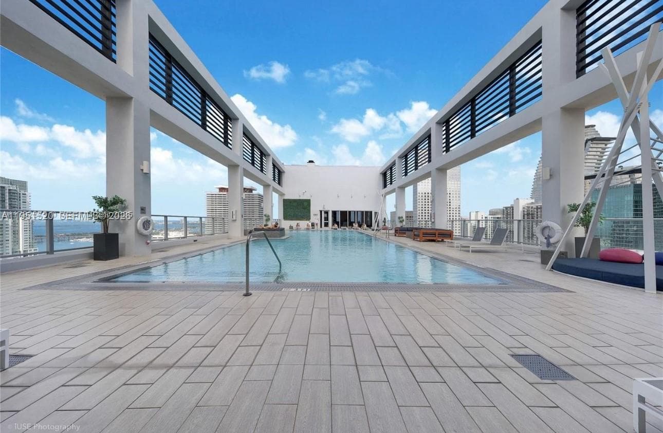 151 SE 1st St # 1706, Miami FL 33131 — 14