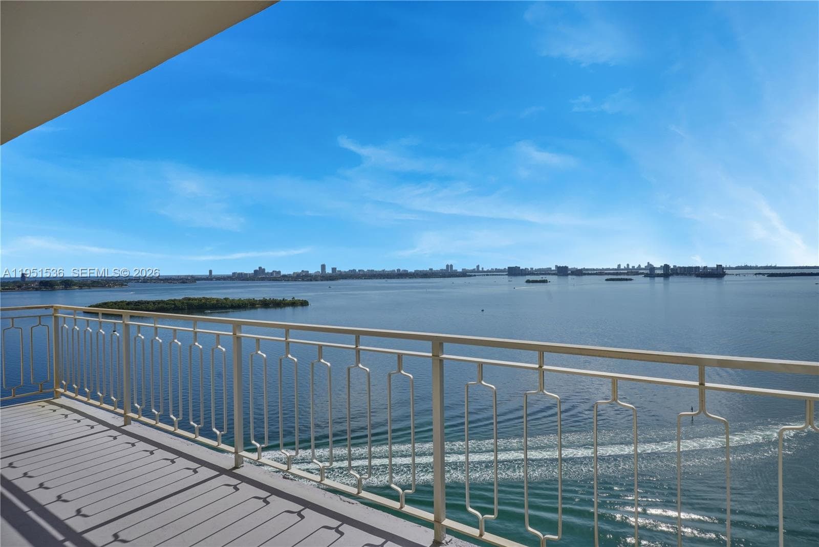 11111 Biscayne Blvd # 21C, Miami FL 33181 — 1