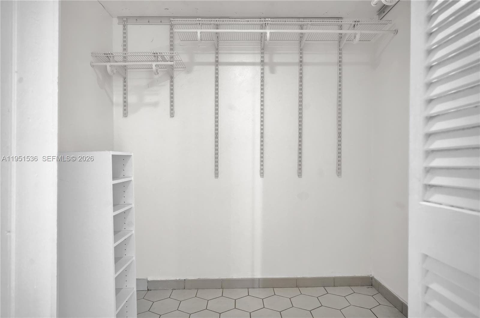 11111 Biscayne Blvd # 21C, Miami FL 33181 — 10