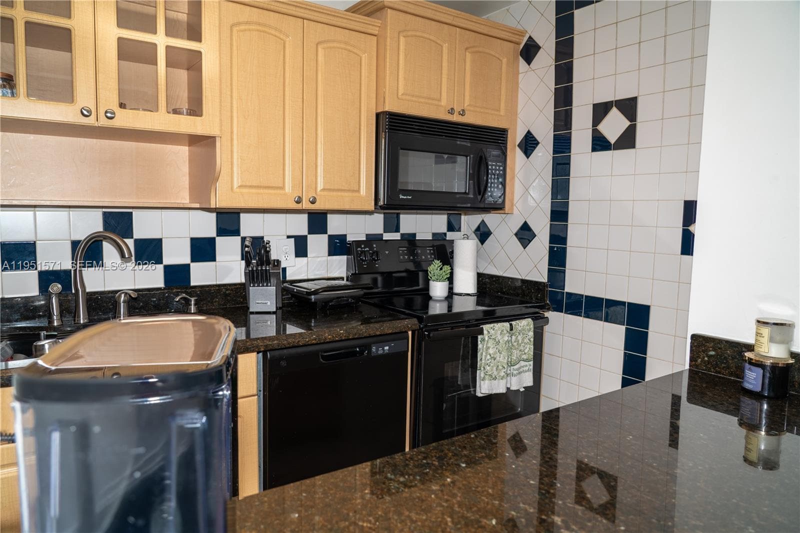 854 NW 87th Ave # 405, Miami FL 33172 — 5