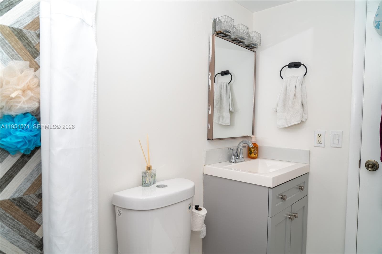 854 NW 87th Ave # 405, Miami FL 33172 — 14