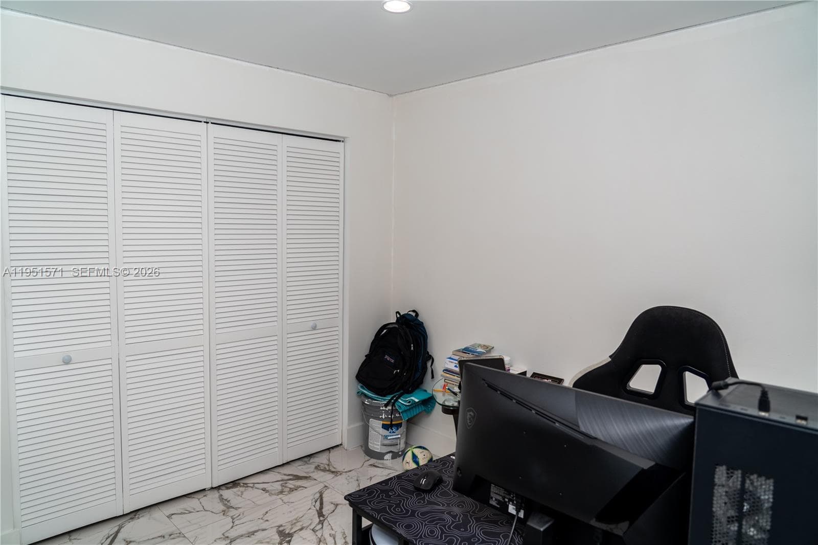 854 NW 87th Ave # 405, Miami FL 33172 — 15