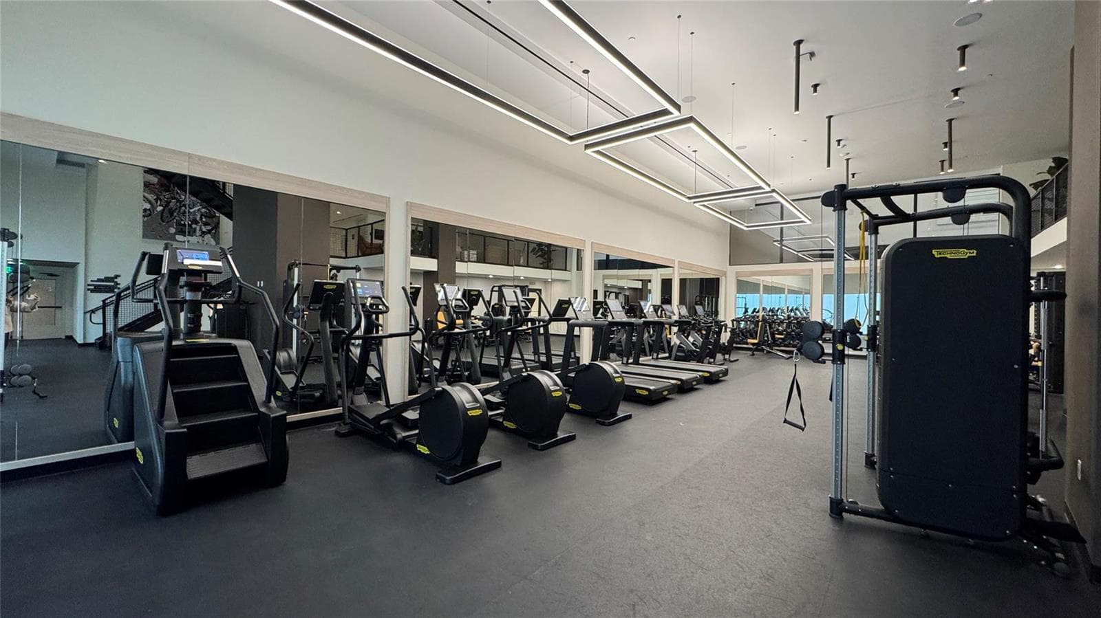 225 N Miami Avenue # 3604, Miami FL 33128 — 32
