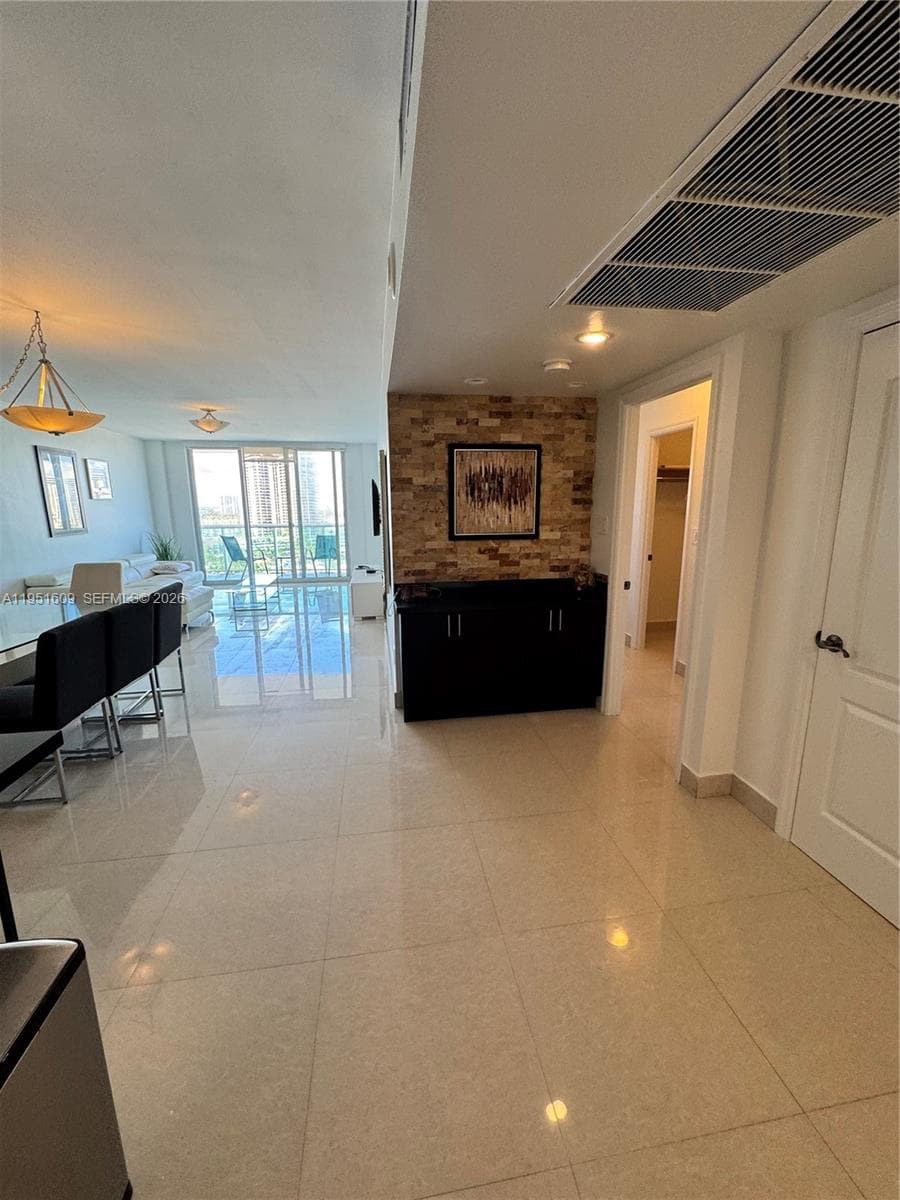 19370 Collins Ave # 1520, Sunny Isles Beach FL 33160 — 2