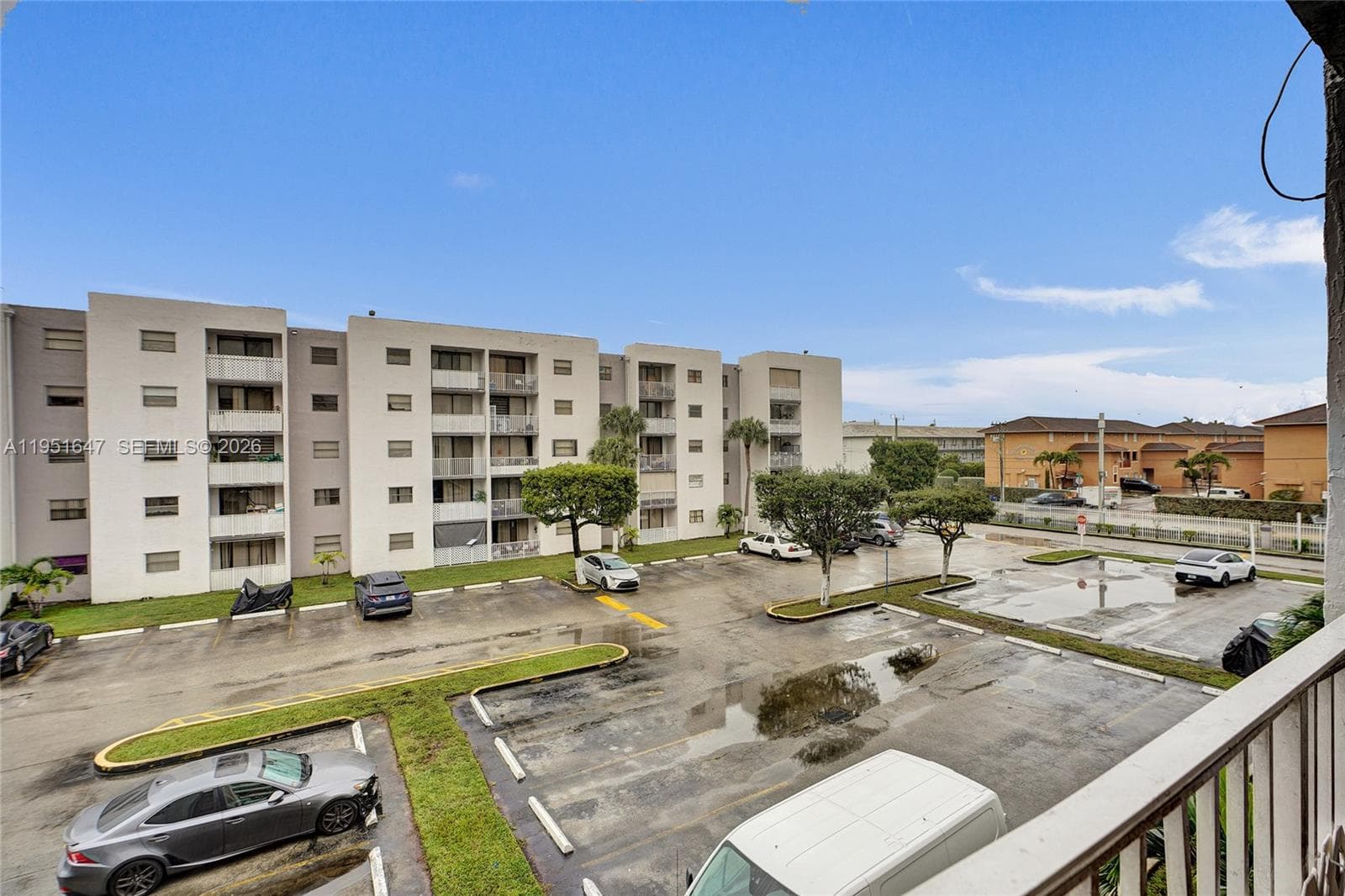 8145 NW 7th St # 315, Miami FL 33126 — 32