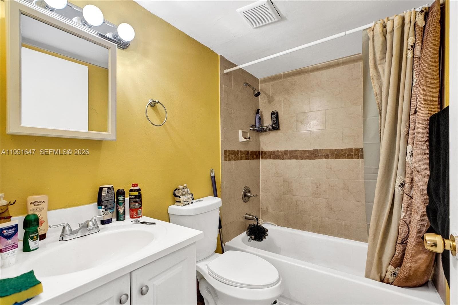 8145 NW 7th St # 315, Miami FL 33126 — 19