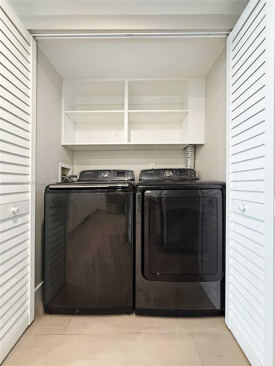 520 Brickell Key Dr # A1010, Miami FL 33131 — 28