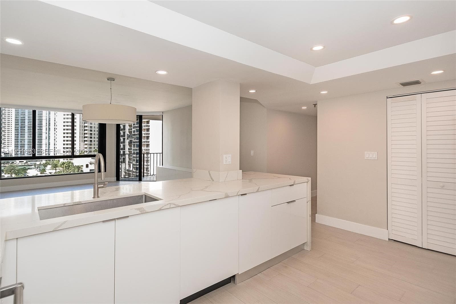520 Brickell Key Dr # A1010, Miami FL 33131 — 20