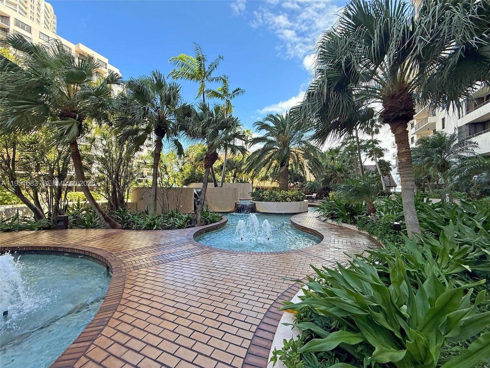 520 Brickell Key Dr # A1010, Miami FL 33131 — 39