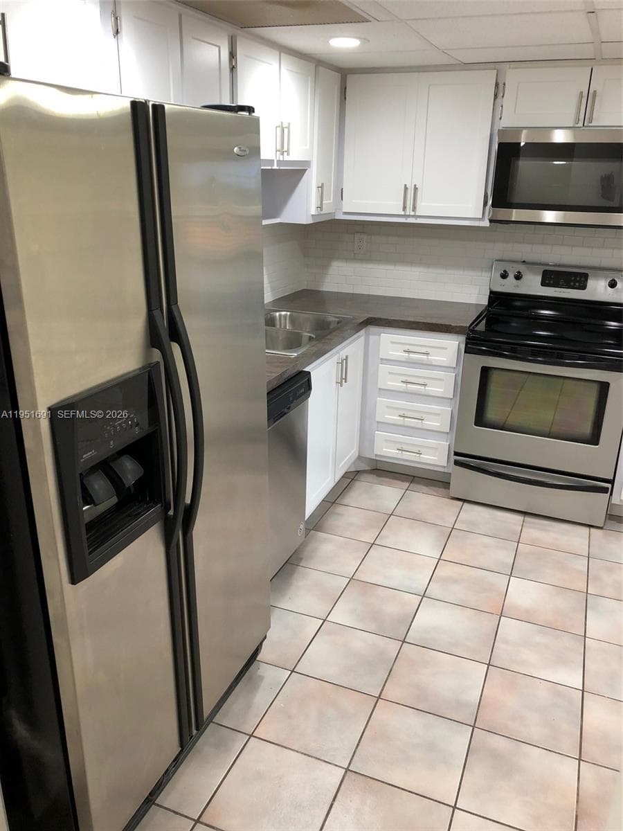 20840 San Simeon Way # 702, Miami FL 33179 — 4