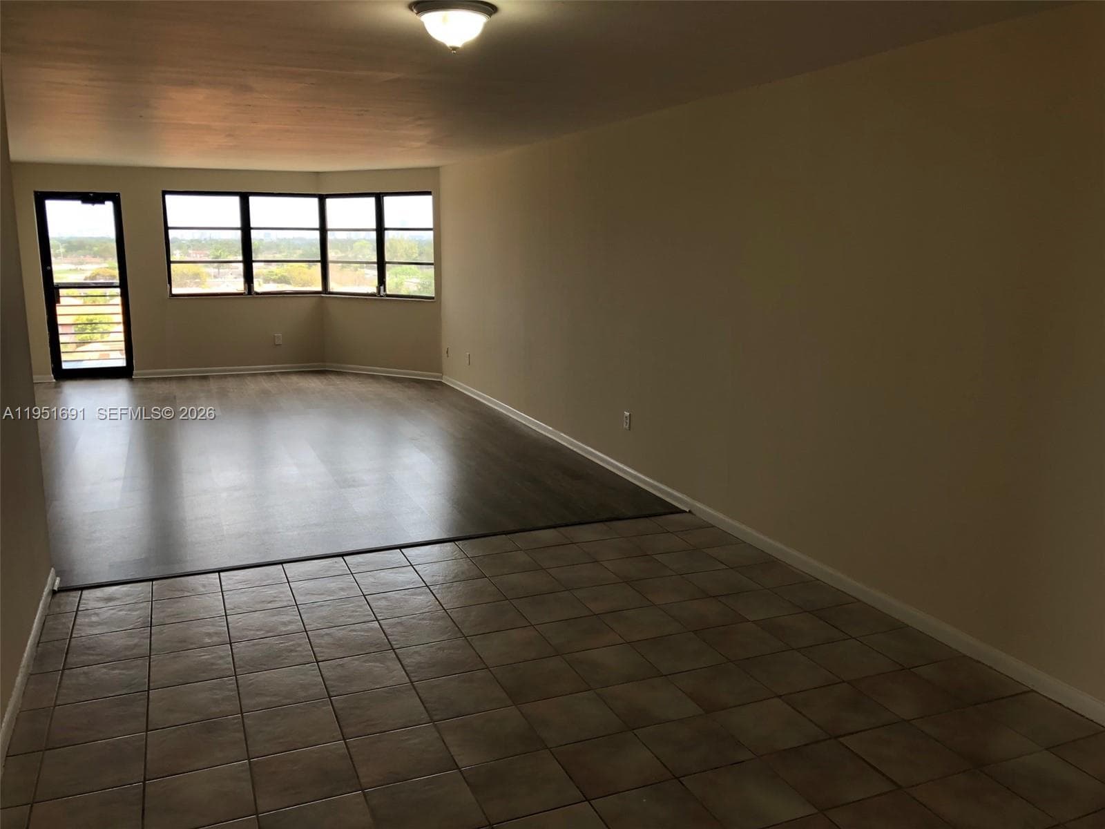 20840 San Simeon Way # 702, Miami FL 33179 — 8