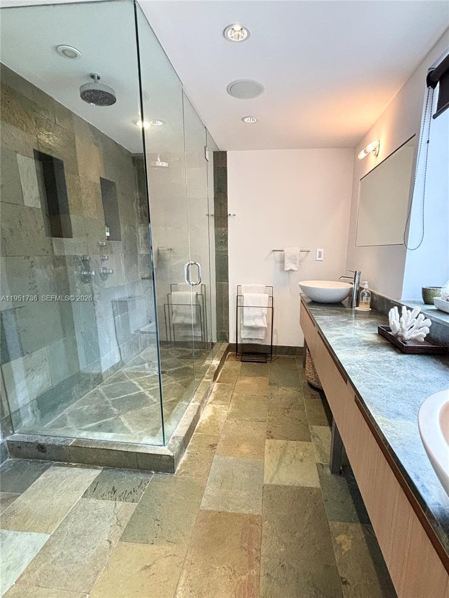 1520 Michigan Ave # 1, Miami Beach FL 33139 — 9