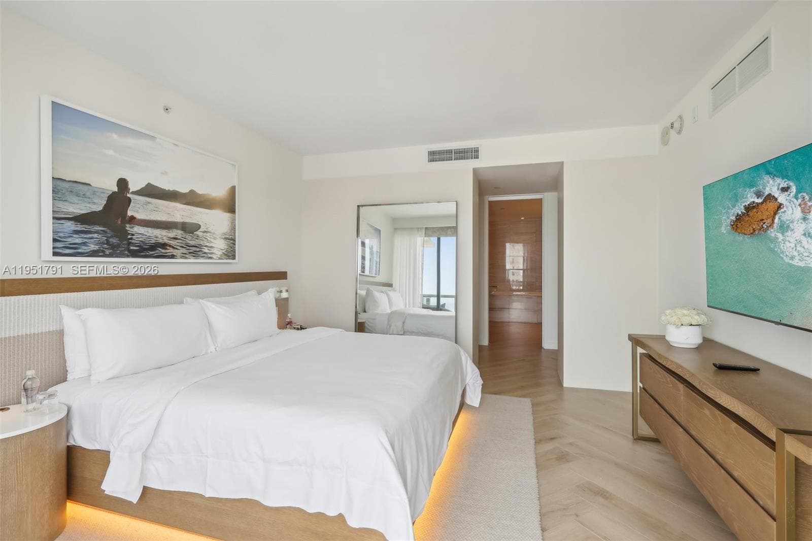 2201 Collins Ave # 1511, Miami Beach FL 33139 — 16