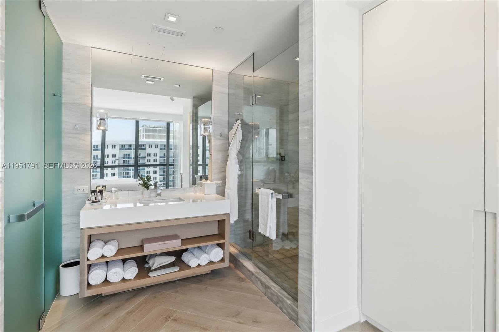 2201 Collins Ave # 1511, Miami Beach FL 33139 — 26