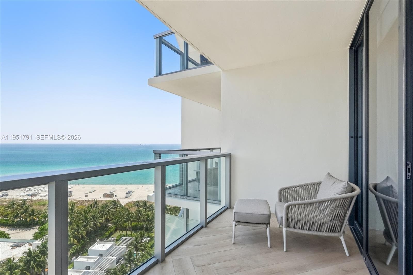 2201 Collins Ave # 1511, Miami Beach FL 33139 — 1