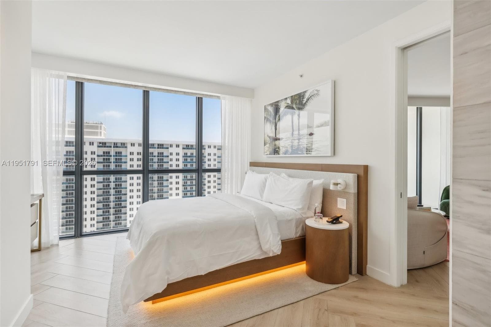 2201 Collins Ave # 1511, Miami Beach FL 33139 — 20