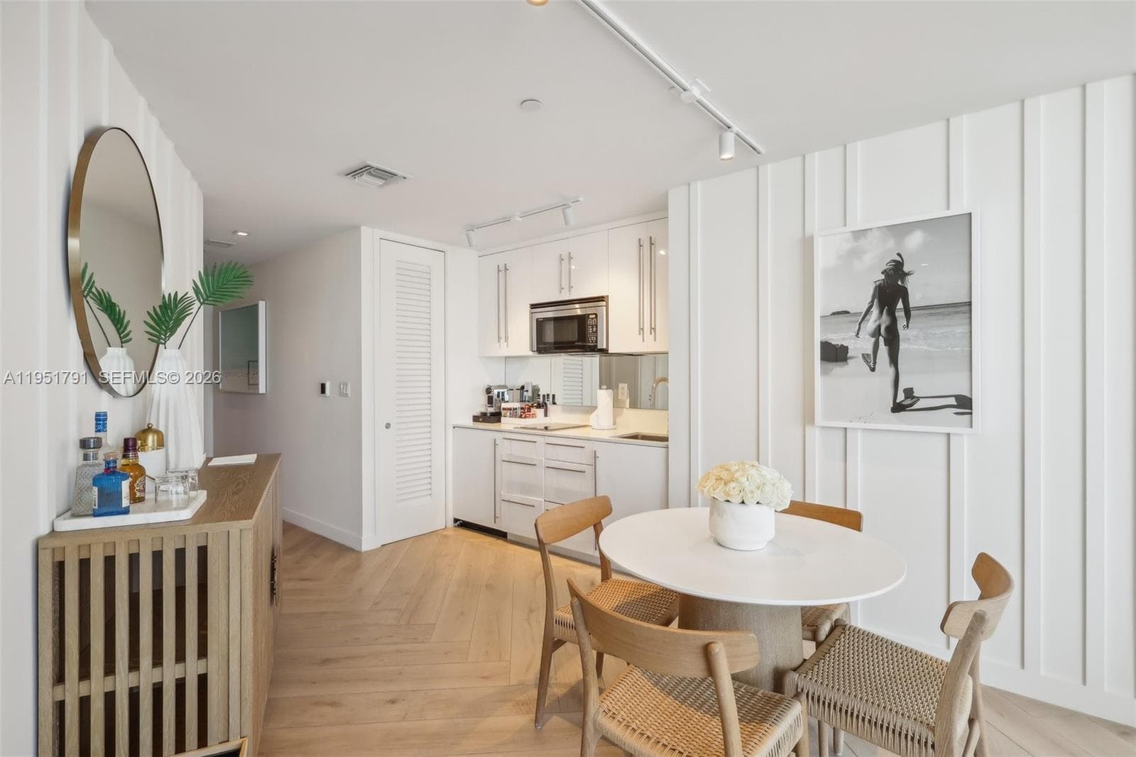 2201 Collins Ave # 1511, Miami Beach FL 33139 — 9