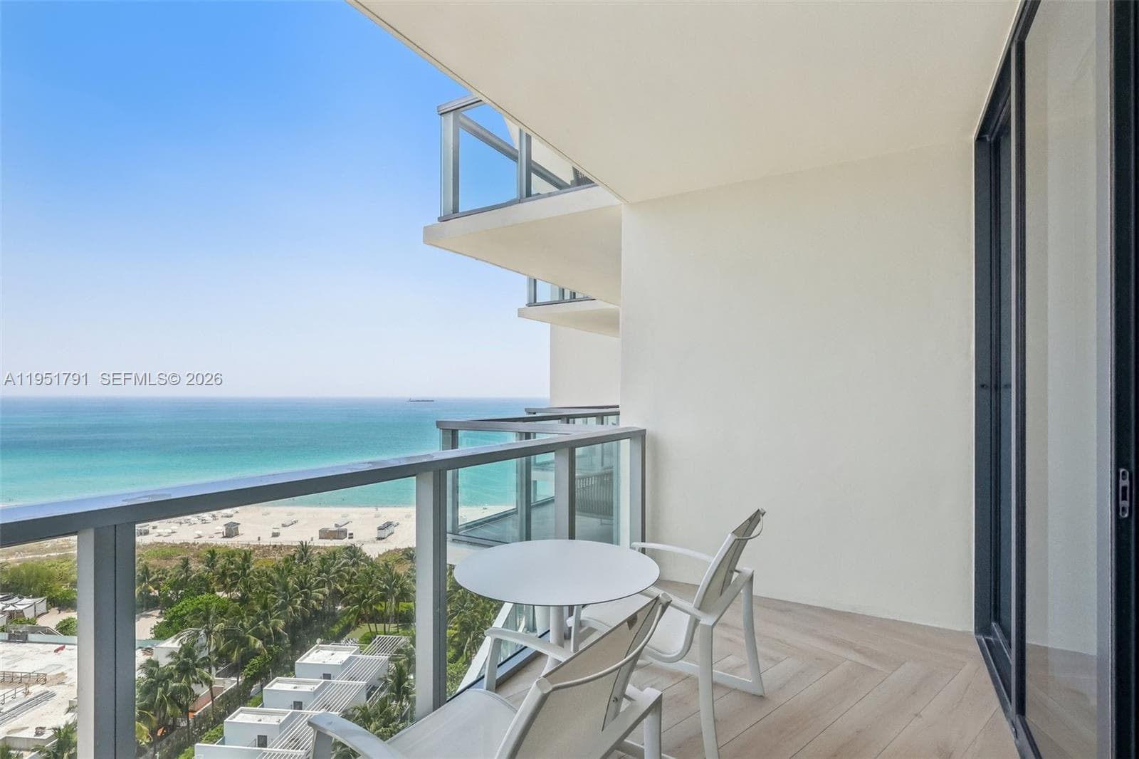 2201 Collins Ave # 1511, Miami Beach FL 33139 — 33