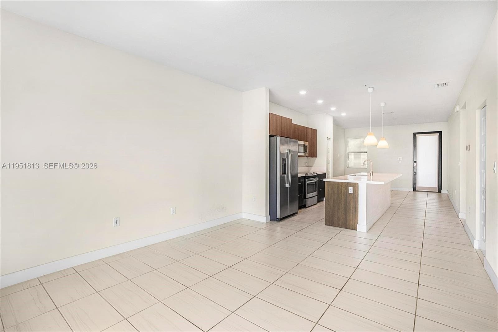 7865 NW 104th Ave # 33, Doral FL 33178 — 9