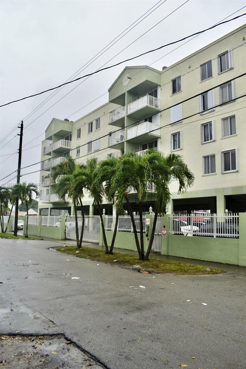 616 NW 26th Ave # 210, Miami FL 33125 — 2